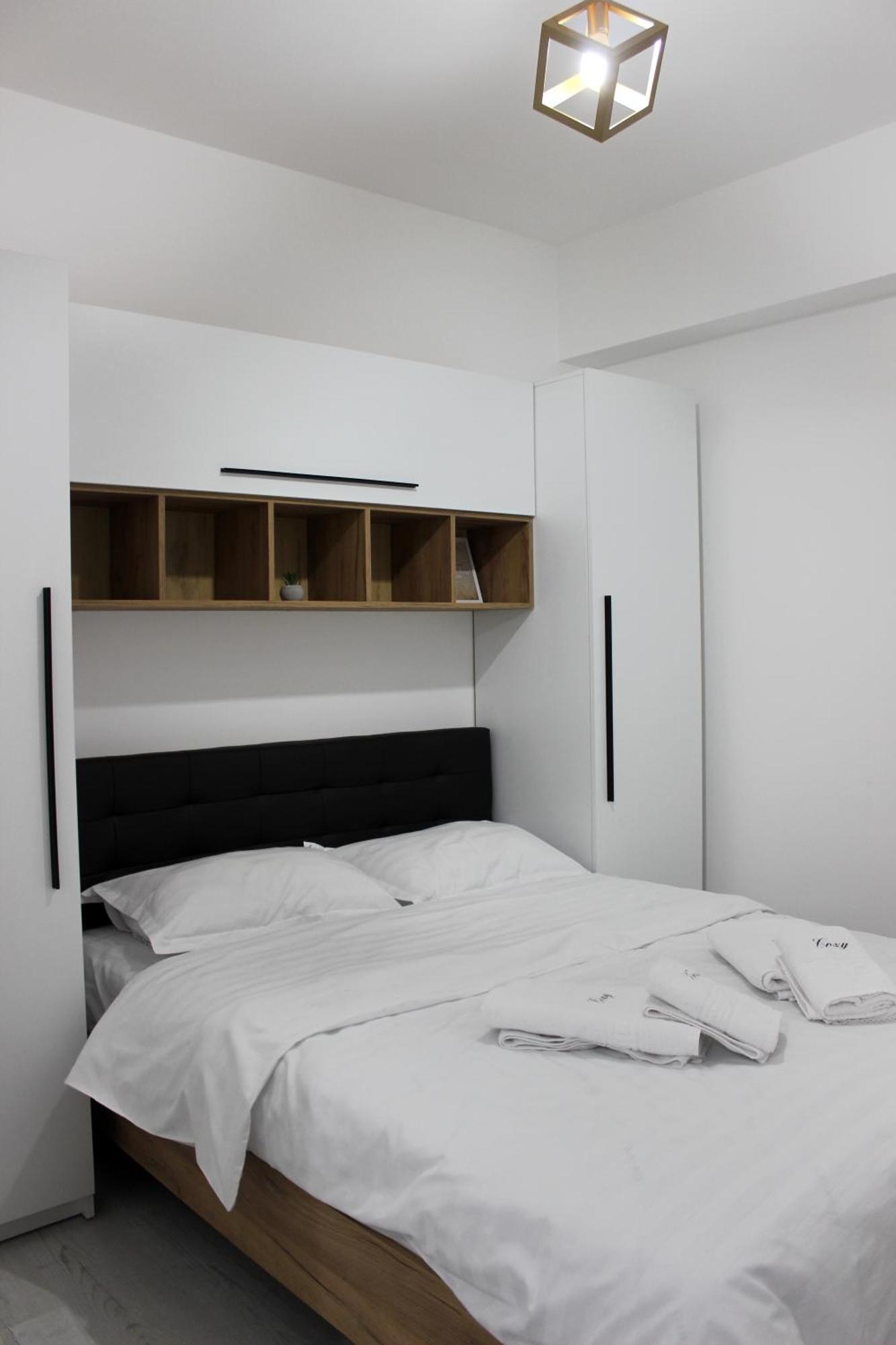 Cozy Apartments In Centre Of Suceava Near Kaufland And University Экстерьер фото